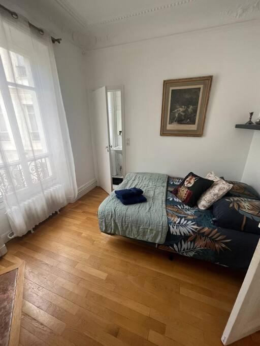 Guest Room Nearby Champs Elysees Paris Exterior foto